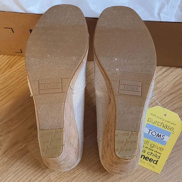 Toms wedge size 5 - Picture 5 of 7